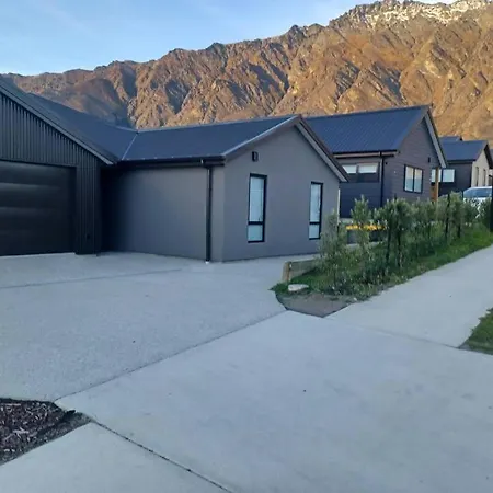 Dhee'S Cottage Frankton Exterior photo